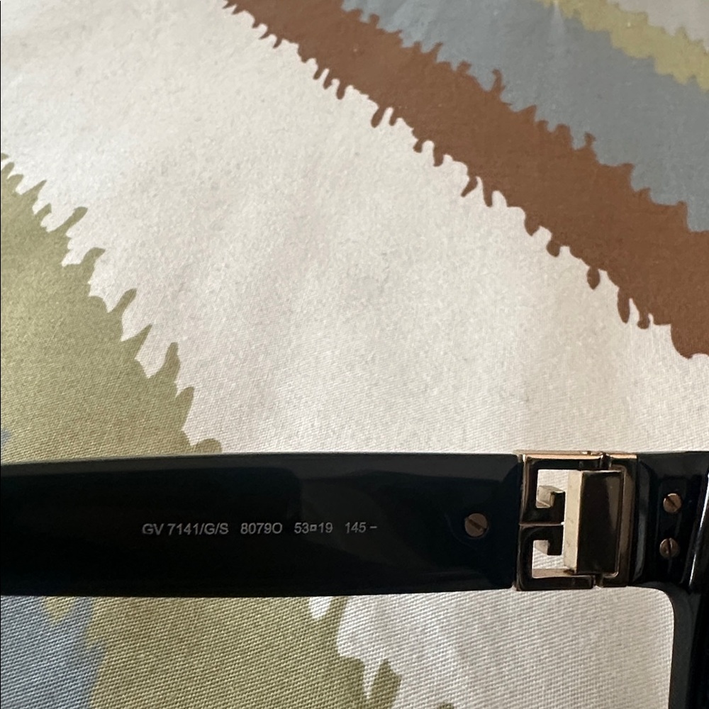 Givenchy Black Sunglasses with Case - Picture 2 of 3